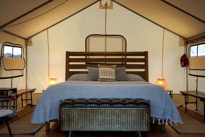 Outdoor Glamping Getaway to Enjoy Unique Sunsets near Zion National Park in Utah - Kanab, Utah - glamping.directory