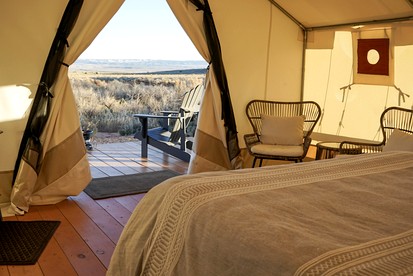 Outdoor Glamping Getaway to Enjoy Unique Sunsets near Zion National Park in Utah - Kanab, Utah - glamping.directory