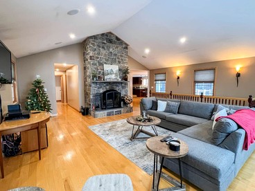 Dreamy Secluded Cabin with Nice Views in Jackson, New Hampshire - Jackson, New Hampshire - glamping.directory