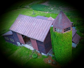 Unique Tower Vacation Rental on Farmland near Waukesha, Wisconsin - Helenville, Wisconsin - glamping.directory