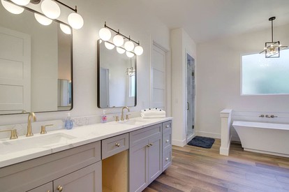 Luminous Vacation Rental with Fire Pit in Kingsland, Texas - Kingsland, Texas - glamping.directory