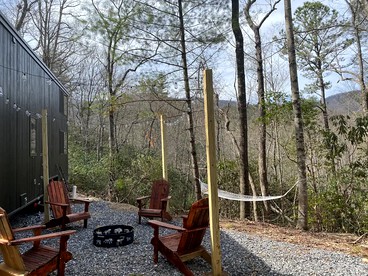 Stunning Tiny House in Nature Perfect for Luxury Camping in Hiawassee, Georgia - Hiawassee, Georgia - glamping.directory