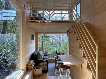 Stunning Tiny House in Nature Perfect for Luxury Camping in Hiawassee, Georgia - Hiawassee, Georgia - glamping.directory