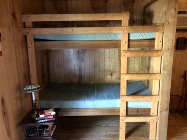 Cozy and Rustic Cabin Rental with an Abundance of Outdoor Activities on the Trinity River, Big Bar California - Big Bar, California - glamping.directory