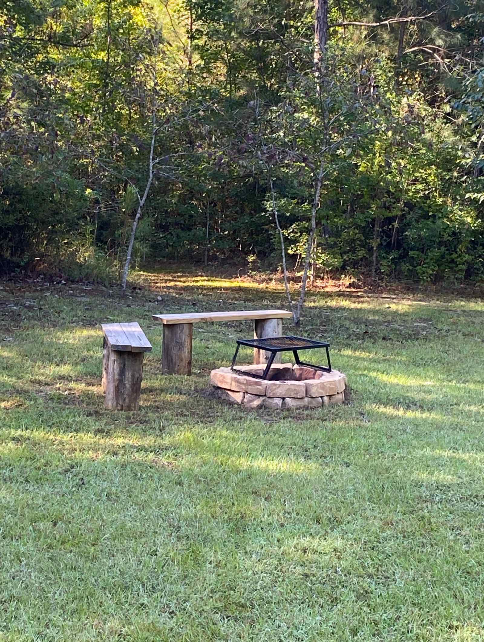 Pine And Oak Campsite - Ladonia, Alabama - glamping.directory