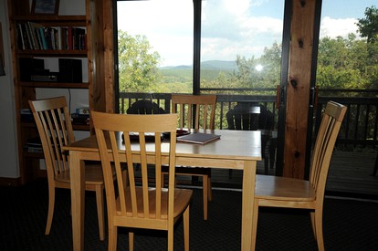 Mountain Getaway Cabin and Private River Access near Luray, Virginia - Rileyville, Virginia - glamping.directory