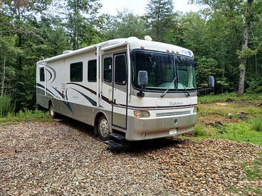 Secluded Nature Escape with Hiking Access & Cozy Evenings in Blairsville, Georgia - glamping.directory