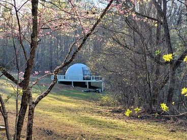 Fiberglass Geodesic Dome on a Hundred Acres of Private Woodlands near Lake Sinclair, Georgia - glamping.directory