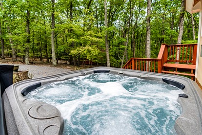 Updated Chalet-Cabin with Hot Tub, Fire Pit, Resort Amenities Surrounded by Amazing Views - the Perfect Getaway for Your Group in Hedgesville, WV - Hedgesville, West Virginia - glamping.directory