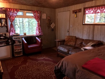 Cute Cabin Nestled in the Trees with Magical Forest Views for a Romantic Escape in Nature Whale Island, Alaska - North Pole, Alaska - glamping.directory