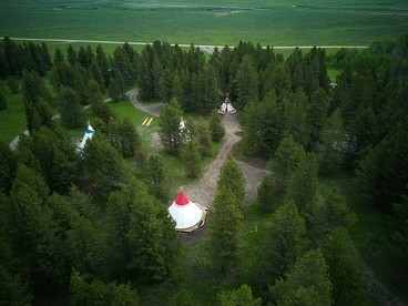 Stunning Cozy Tipi near Yellowstone for an Amazing Glamping Escape in Nature in Island Park, Idaho - Island Park, Idaho - glamping.directory