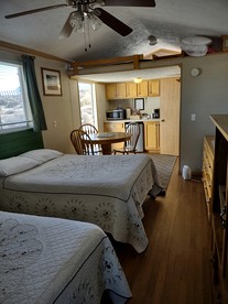 Comfy Vacation Rental with Wi-Fi and Kitchenette in Meadview, Arizona - Meadview, Arizona - glamping.directory