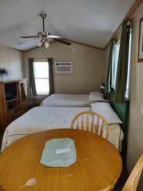 Comfy Vacation Rental with Wi-Fi and Kitchenette in Meadview, Arizona - Meadview, Arizona - glamping.directory