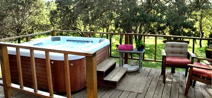 Romantic Getaway for Two at Deluxe Cabin between San Antonio and Austin, Texas - Fredericksburg, Texas - glamping.directory