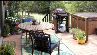 Romantic Getaway for Two at Deluxe Cabin between San Antonio and Austin, Texas - Fredericksburg, Texas - glamping.directory