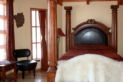 Charming Family-Friendly Cabin Rental with Beautiful Views in Talkeetna, Alaska - Talkeetna, Alaska - glamping.directory