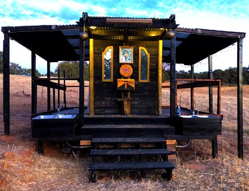 Cute, Lakeside Glamping Bell Tent #2, Wheatland, California - Grass Valley, California - glamping.directory