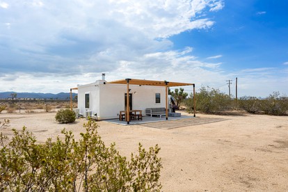 Modern Design Cabin with Fire Pit and Picnic Space in Yucca Valley, California - glamping.directory