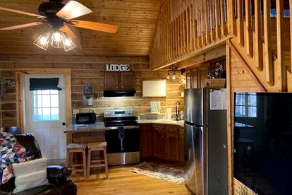 Rural Family Cabin Nestled Among Nature in Indiana - Birdseye, Indiana - glamping.directory