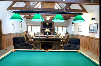 Secluded Waterfront Cabin Rental for Groups on Lake Barkley in Cadiz, Kentucky - Cadiz, Kentucky - glamping.directory