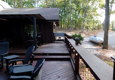 Secluded Waterfront Cabin Rental for Groups on Lake Barkley in Cadiz, Kentucky - Cadiz, Kentucky - glamping.directory