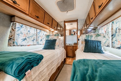 Fabulous Cozy Airstream Perfect for a Small Family Unique Escape in Texas - Spicewood, Texas - glamping.directory