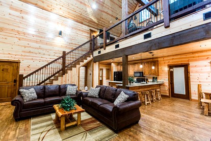 Family-Friendly Cabin Rental near Hochatown State Park in Broken Bow, Oklahoma - Broken Bow, Oklahoma - glamping.directory