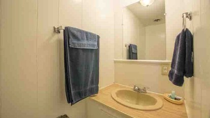Comfortable Cabin Rental with Lakeside Views near Austin - Kingsland, Texas - glamping.directory