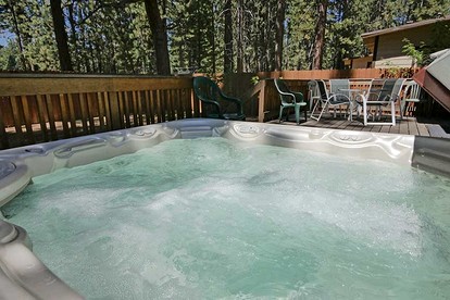 Rustic Rental Cabin with Hot Tub near Heavenly Ski Resort in South Lake Tahoe, California - South Lake Tahoe, California - glamping.directory