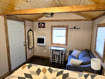 Tranquil Creekside Tiny House in the Appalachian Mountains, Perfect for a Weekend to Disconnect - Purlear, North Carolina - glamping.directory