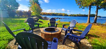 Idyllic Lakefront Cottage Haven Near Tussle Lagoon, Maine - Greenville, Maine - glamping.directory