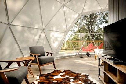 Stunning Dome with Barbecue and Hot-tub in Capon Bridge, West Virginia - Capon Bridge, West Virginia - glamping.directory