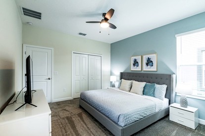 Charming Cottage with Swimming Pool in Four Corners, Florida - Four Corners, Florida - glamping.directory
