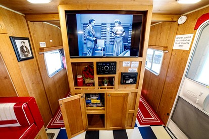 Bright Retro Family Trailer with Vintage Charm & Private Yard Near San Diego Attractions, El Cajon CA - El Cajon, California - glamping.directory