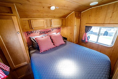 Bright Retro Family Trailer with Vintage Charm & Private Yard Near San Diego Attractions, El Cajon CA - El Cajon, California - glamping.directory
