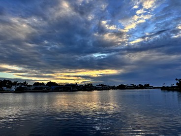 Relaxing Adults-Only Mobile Home with Bayfront Access & Game Room Near Bahia Beach, Ruskin, Florida - glamping.directory