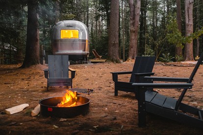 Waterfront, Pet Friendly Airstream near Lake George in the Adirondack, New York - Corinth, New York - glamping.directory