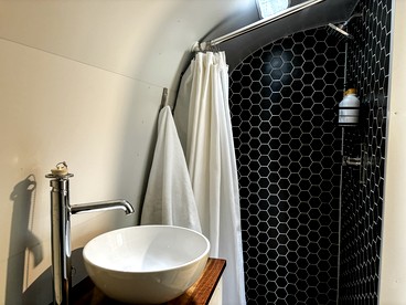 Waterfront, Pet Friendly Airstream near Lake George in the Adirondack, New York - Corinth, New York - glamping.directory