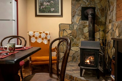 Charming Appalachian Mountain Cabin for Glamping near the Nantahala River - 163 Clinton Cabin RdAquone, North Carolina - glamping.directory