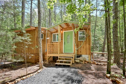Cozy Tiny Cabin with Porch & Fire Pit near Scenic Trails in Western Arkansas - glamping.directory