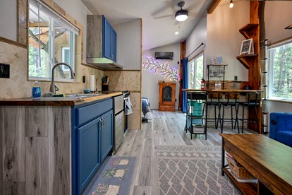 Cozy Tiny Cabin with Porch & Fire Pit near Scenic Trails in Western Arkansas - Boles, Arkansas - glamping.directory