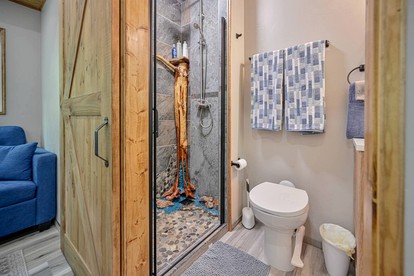 Cozy Tiny Cabin with Porch & Fire Pit near Scenic Trails in Western Arkansas - Boles, Arkansas - glamping.directory