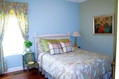 Outstanding Cottage with Swimming Pool in Hot Springs, Arkansas - Hot Springs, Arkansas - glamping.directory