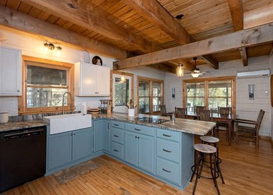 Mountain Lake House in North Carolina - Glenville, North Carolina - glamping.directory
