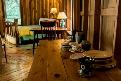 Charming Vacation Rental in a Barn on a Horse Farm near Afton Mountain in Virginia - Afton, Virginia - glamping.directory