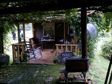 Idyllic Tiny House Rental on a Peaceful Farm in Middle Tennessee - glamping.directory