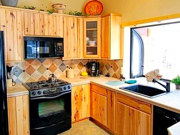 Spacious Cabin with Breathtaking Views near Rocky Mountain National Park, Colorado - Estes Park, Colorado - glamping.directory
