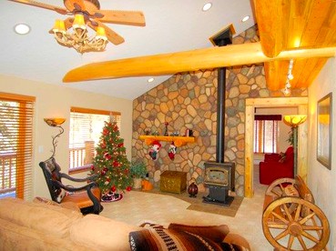 Spacious Cabin with Breathtaking Views near Rocky Mountain National Park, Colorado - Estes Park, Colorado - glamping.directory