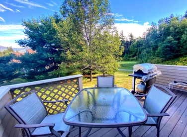 Cozy Mount Washington Cabin Ideal for Glamping in New Hampshire - Carroll, New Hampshire - glamping.directory