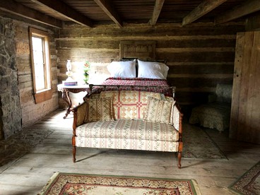 Historical Log Cabin for a Glamping Getaway in Washington, Arkansas - Washington, Arkansas - glamping.directory